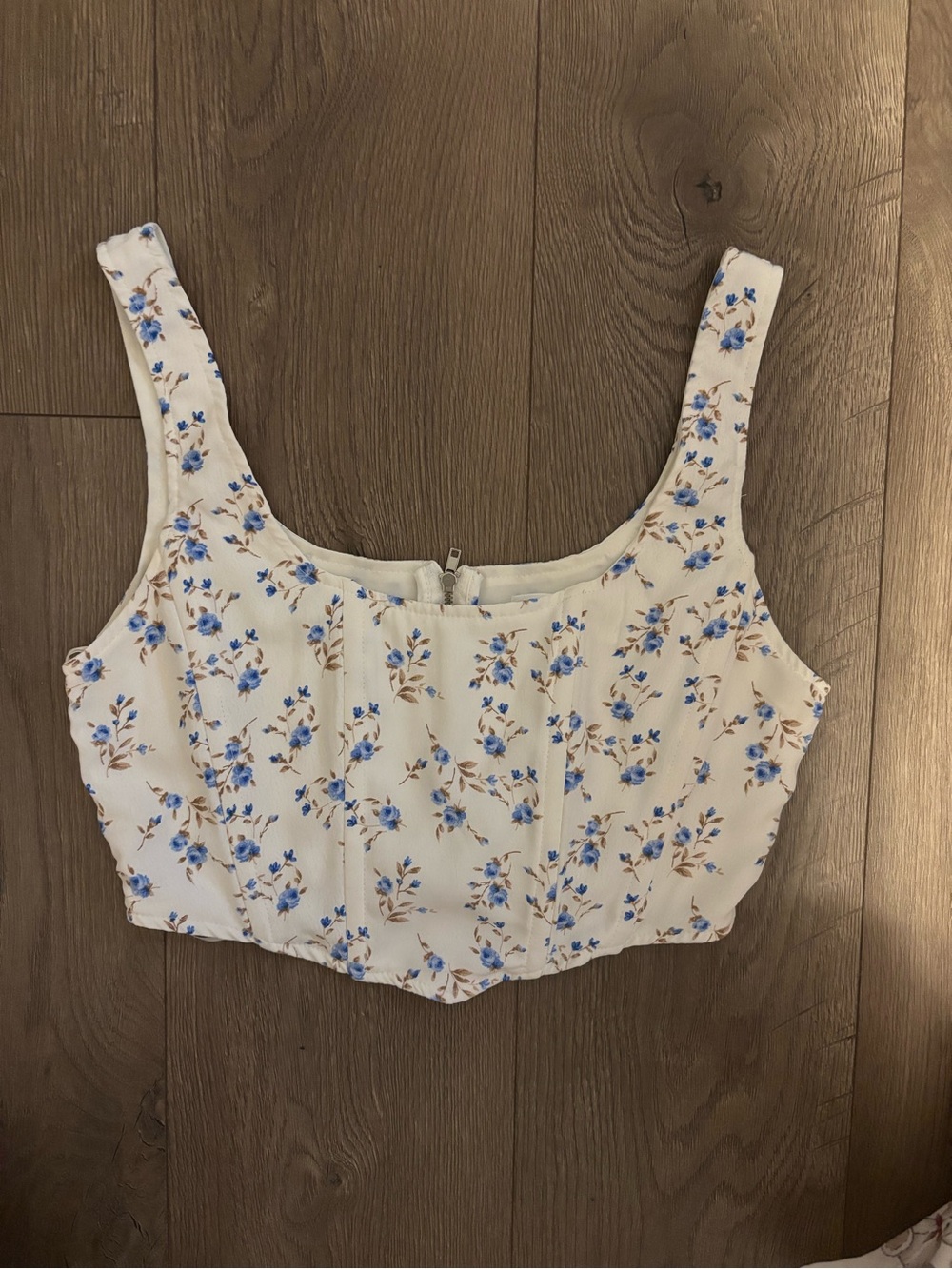 Altar'd State White Cropped Tank with Blue Floral Print